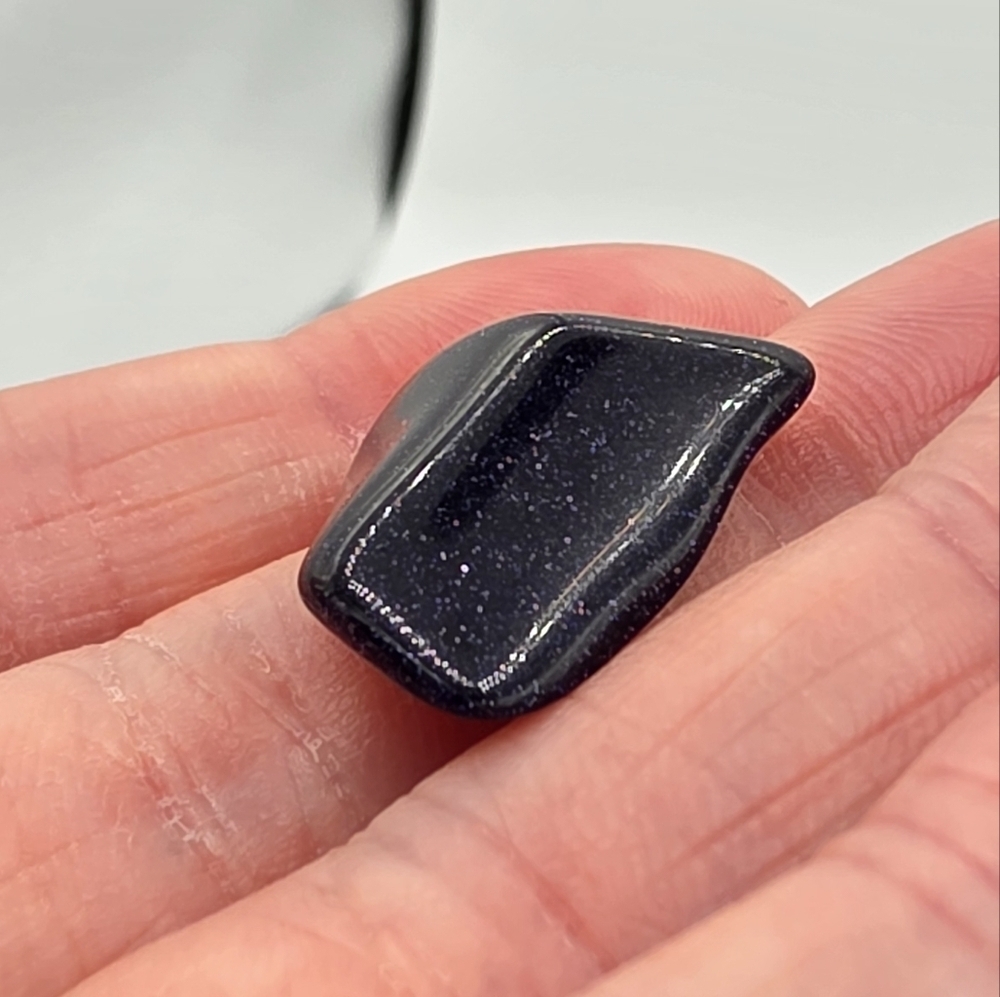 Blue Sandstone Crystal Tumble Stone - Picture 3 of 5